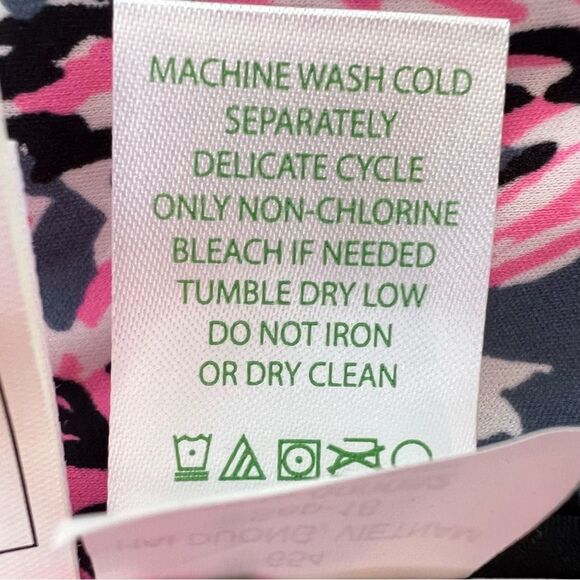Lilly Pulitzer Elyn Puffer Vest 60th Anniversary Print Pink Size XS NWT - Picture 12 of 14